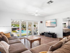 7940 Hawthorne Ave, Miami Beach FL 33141