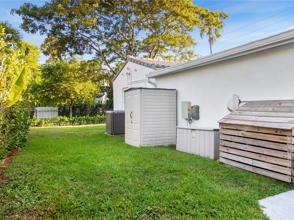 1375 SW 47th Ave, Coral Gables FL 33134