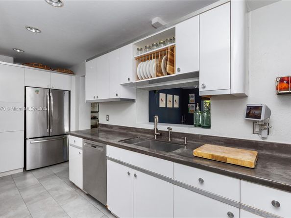 1375 SW 47th Ave, Coral Gables FL 33134
