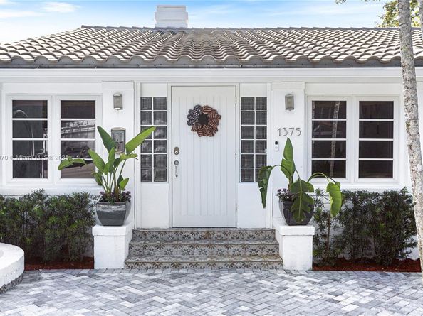 1375 SW 47th Ave, Coral Gables FL 33134