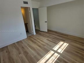 15124 SW 81st St 102, Miami FL 33193