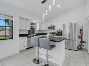 1621 Cypress Pointe Dr 511, Coral Springs FL 33071