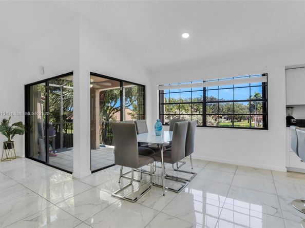 1621 Cypress Pointe Dr 511, Coral Springs FL 33071