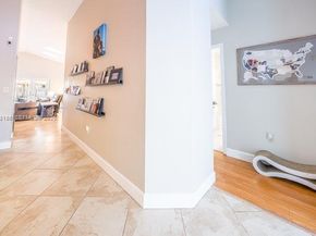 15568 SW 138th Pl, Miami FL 33177