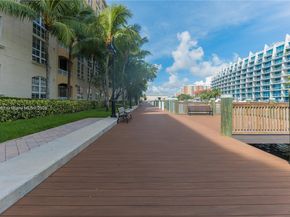 3001 NE 185th St 710, Aventura FL 33180