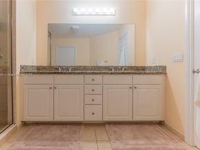3001 NE 185th St 710, Aventura FL 33180