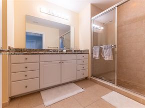 3001 NE 185th St 710, Aventura FL 33180