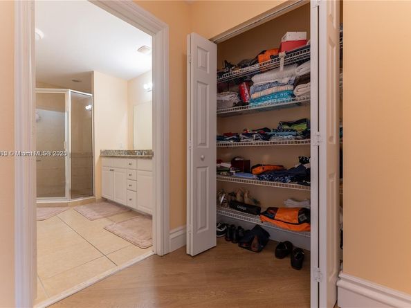 3001 NE 185th St 710, Aventura FL 33180