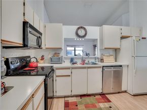 7641 NW 99th Ave, Tamarac FL 33321