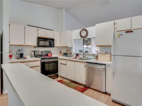 7641 NW 99th Ave, Tamarac FL 33321