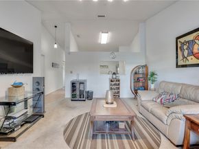 7641 NW 99th Ave, Tamarac FL 33321