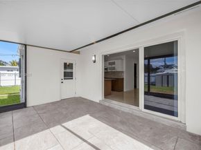 3150 SW 39th Ave, West Park FL 33023