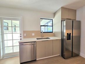 1400 N 70th Ter, Hollywood FL 33024