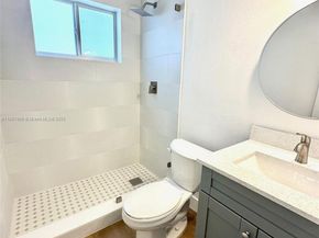 6285 NW 23rd St, Margate FL 33063