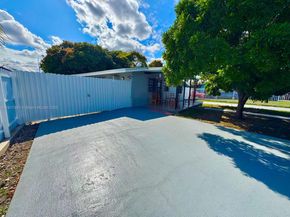 830 SE 7th Pl, Hialeah FL 33010