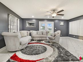 2210 NW 91st Ter, Pembroke Pines FL 33024