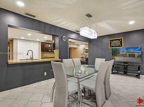 2210 NW 91st Ter, Pembroke Pines FL 33024