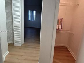 8453 NW 4th Ct 8453, Miami FL 33150