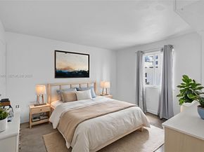 1401 Bay Rd 405, Miami Beach FL 33139