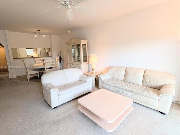 4723 E Lucerne Lakes Blvd E 634, Green Acres FL 33467