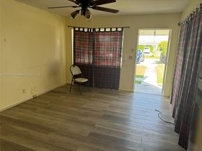 735 Ridge Rd 1, Lantana FL 33462
