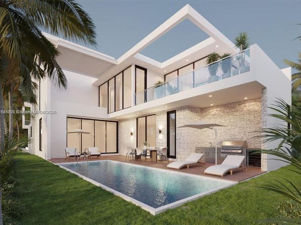 40 SW 20th Rd, Miami FL 33129