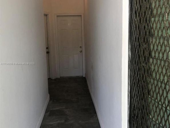 605 S J St, Lake Worth FL 33460