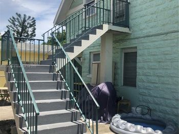 605 S J St