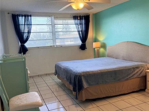 16400 NE 17th Ave 707, North Miami Beach FL 33162