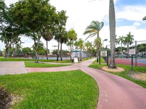 17352 NW 61st Ct S, Hialeah FL 33015