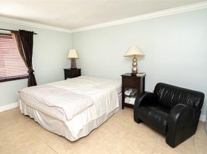 17352 NW 61st Ct S, Hialeah FL 33015