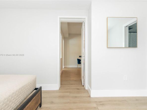 2360 SW 12th St, Miami FL 33135