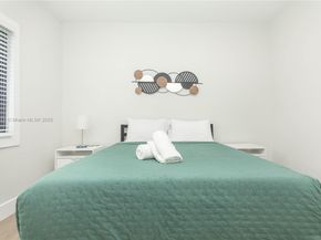 2360 SW 12th St, Miami FL 33135