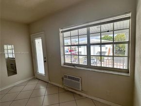 330 74th St 16, Miami Beach FL 33141