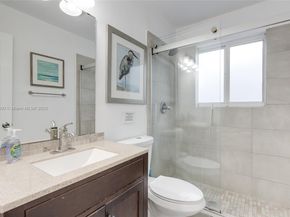 906 N 13th Ave, Hollywood FL 33019