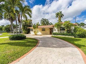 906 N 13th Ave, Hollywood FL 33019