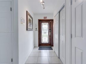 906 N 13th Ave, Hollywood FL 33019