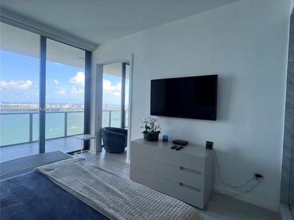 480 NE 31st St 4206, Miami FL 33137