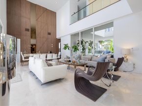 7451 NW 103rd Ct, Doral FL 33178