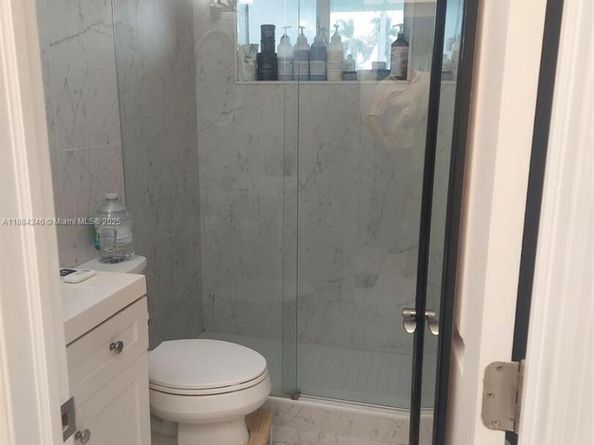 2300 Park Ln 211, Hollywood FL 33021