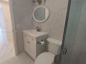 2300 Park Ln 211, Hollywood FL 33021