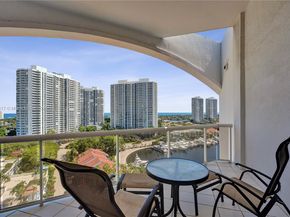 3610 Yacht Club Dr PH07, Aventura FL 33180