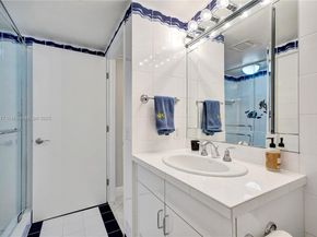 3610 Yacht Club Dr PH07, Aventura FL 33180