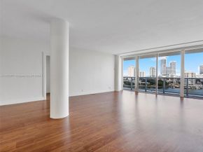 Undisclosed Address #A11655971, Miami Beach FL 33141