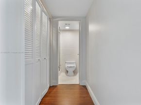 Undisclosed Address #A11655971, Miami Beach FL 33141