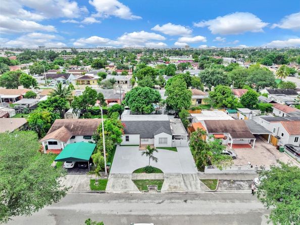 840 NE 4th Pl, Hialeah FL 33010