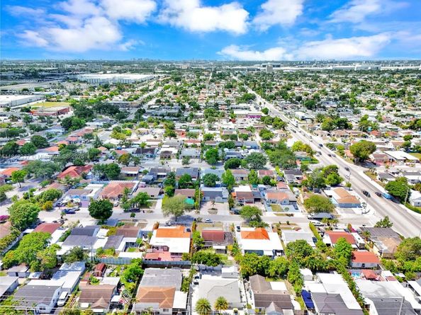 840 NE 4th Pl, Hialeah FL 33010