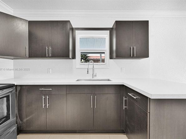 840 NE 4th Pl, Hialeah FL 33010