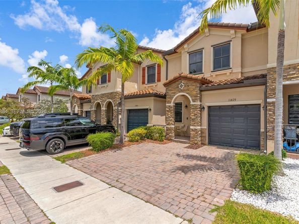 11429 SW 253rd St, Homestead FL 33032