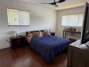 4944 NW 102nd Ave 2043, Doral FL 33178